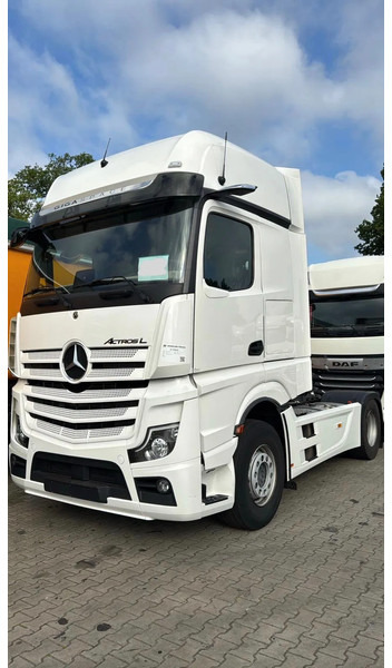Mercedes-Benz Actros 1845 L Gigaspace 2x tank Standairco 5x available 20-12-2025 - Τράκτορας: φωτογραφία 1 Mercedes-Benz Actros 1845 L Gigaspace 2x tank Standairco 5x available 20-12-2025 - Τράκτορας: φωτογραφία 1