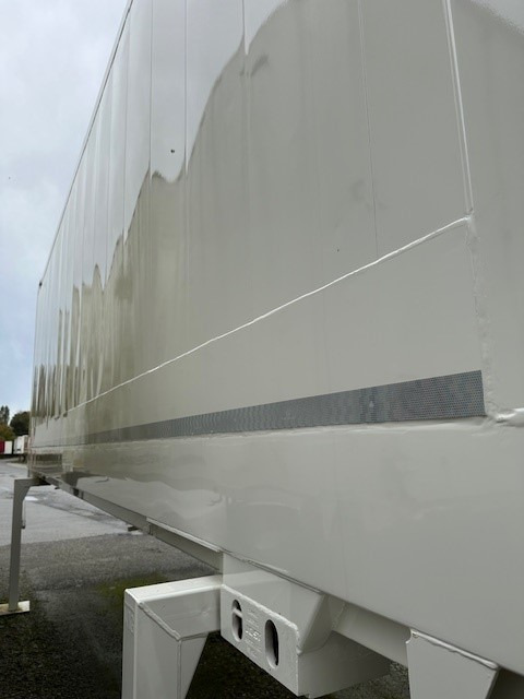 Krone BDF-System 7.450 mm lang, Lack NEU in Premium Plus - Κλειστά aμάξωμα: φωτογραφία 5 Krone BDF-System 7.450 mm lang, Lack NEU in Premium Plus - Κλειστά aμάξωμα: φωτογραφία 5