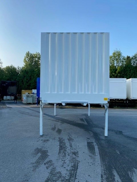 Krone BDF-System 7.450 mm, mit Rolltor, LACK NEU - Κλειστά aμάξωμα: φωτογραφία 2 Krone BDF-System 7.450 mm, mit Rolltor, LACK NEU - Κλειστά aμάξωμα: φωτογραφία 2