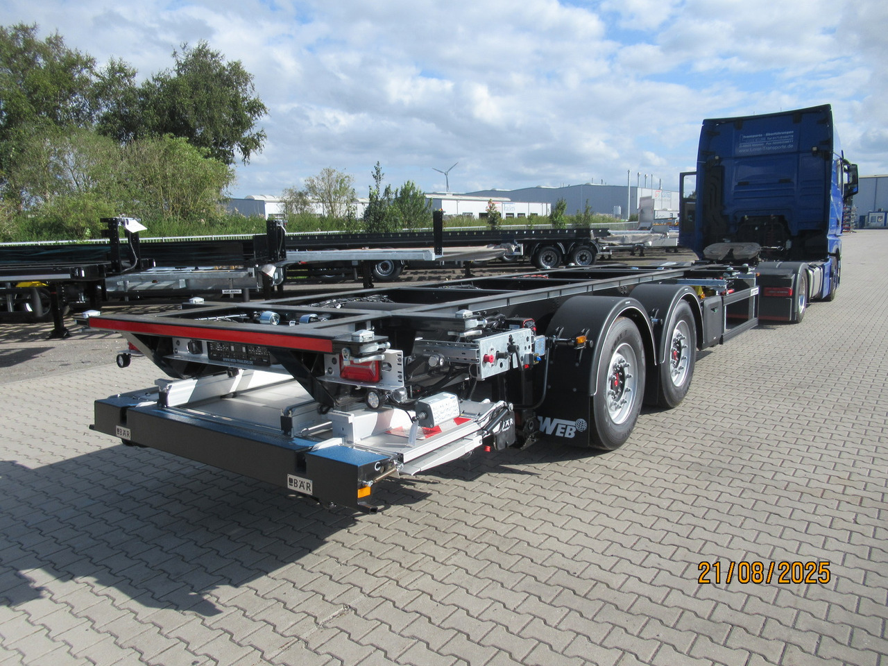 System Trailers BDF-System, Standard ohne Zulassung, mit Ladebordwand - Ρυμούλκα κόφα: φωτογραφία 1 System Trailers BDF-System, Standard ohne Zulassung, mit Ladebordwand - Ρυμούλκα κόφα: φωτογραφία 1