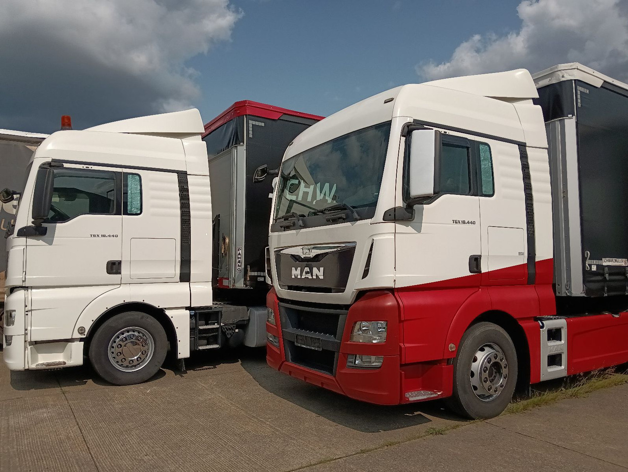 MAN TGX 18:440 BLS INTARDER Vollspoiler Reifen70-90% MAN TGX 18:440 BLS INTARDER Vollspoiler Reifen70-90% - Τράκτορας: φωτογραφία 4 MAN TGX 18:440 BLS INTARDER Vollspoiler Reifen70-90% MAN TGX 18:440 BLS INTARDER Vollspoiler Reifen70-90% - Τράκτορας: φωτογραφία 4