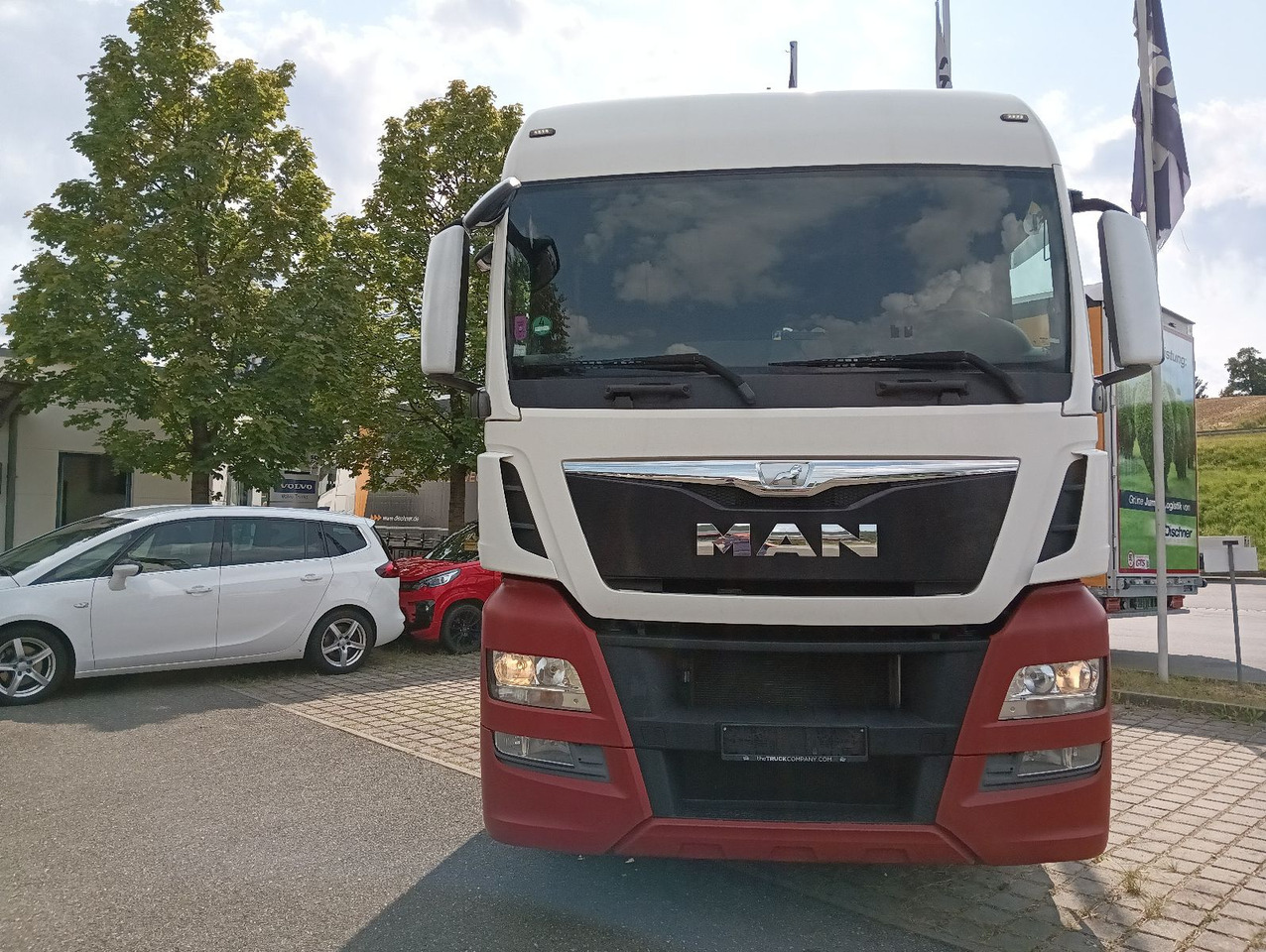 MAN TGX 18:440 BLS INTARDER Vollspoiler Reifen70-90% MAN TGX 18:440 BLS INTARDER Vollspoiler Reifen70-90% - Τράκτορας: φωτογραφία 2 MAN TGX 18:440 BLS INTARDER Vollspoiler Reifen70-90% MAN TGX 18:440 BLS INTARDER Vollspoiler Reifen70-90% - Τράκτορας: φωτογραφία 2