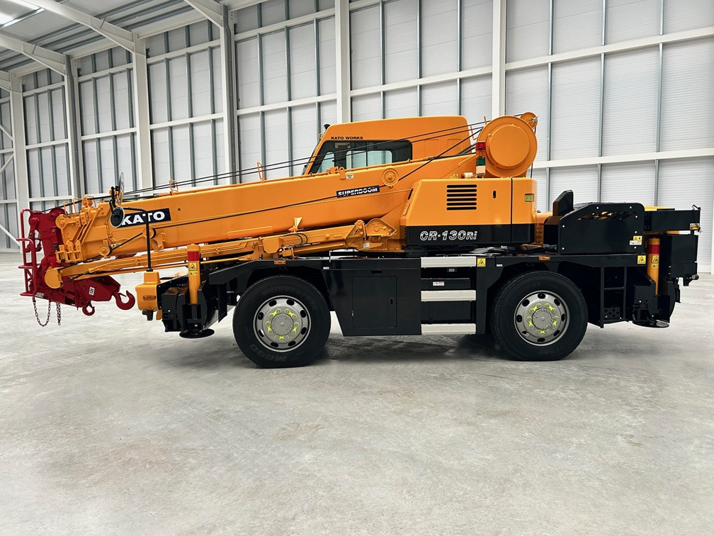 KATO CR-130Ri - 13 Ton City Crane with Only 8,563 miles from New !! - Τηλεσκοπικός γερανός: φωτογραφία 4 KATO CR-130Ri - 13 Ton City Crane with Only 8,563 miles from New !! - Τηλεσκοπικός γερανός: φωτογραφία 4