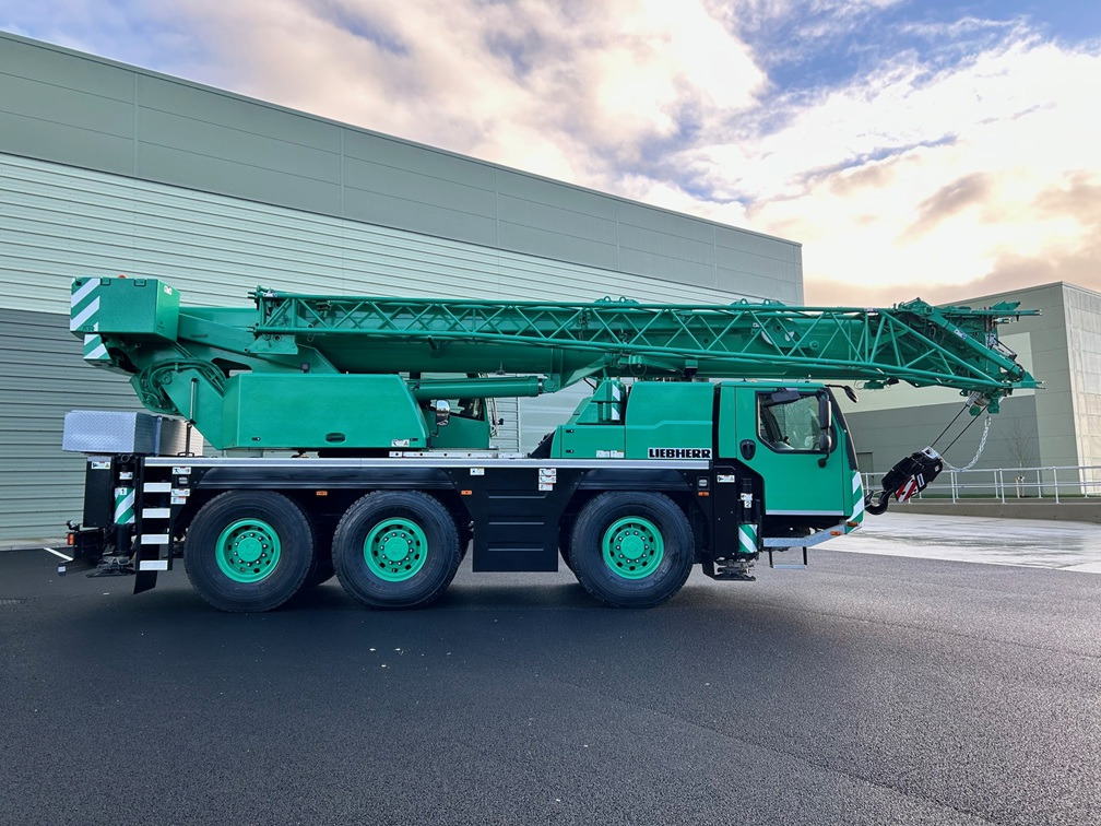 LIEBHERR LTM1050-3.1 with low hours and low kms - Γερανός παντός εδάφους: φωτογραφία 3 LIEBHERR LTM1050-3.1 with low hours and low kms - Γερανός παντός εδάφους: φωτογραφία 3