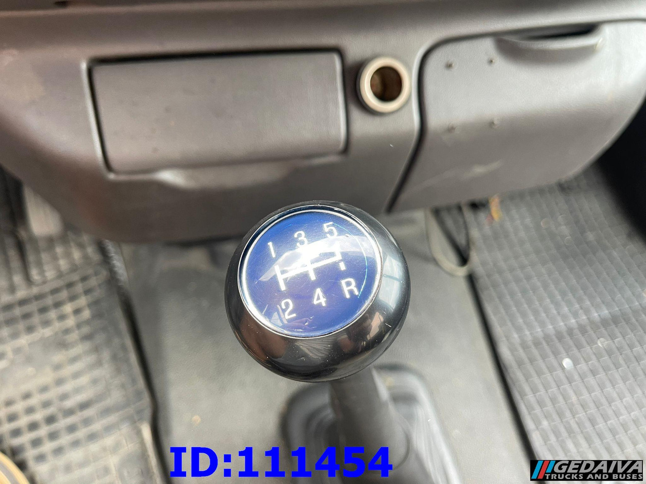 Πούλμαν FORD Transit Manual 17-seater: φωτογραφία 12