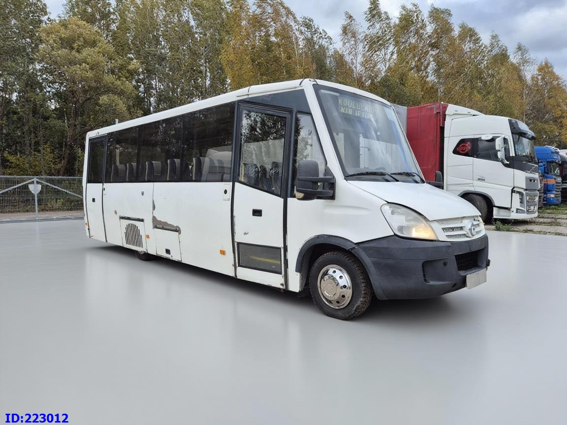 IVECO Daily 50C18 - 23-seater - Μικρό λεωφορείο, Πούλμαν: φωτογραφία 4 IVECO Daily 50C18 - 23-seater - Μικρό λεωφορείο, Πούλμαν: φωτογραφία 4