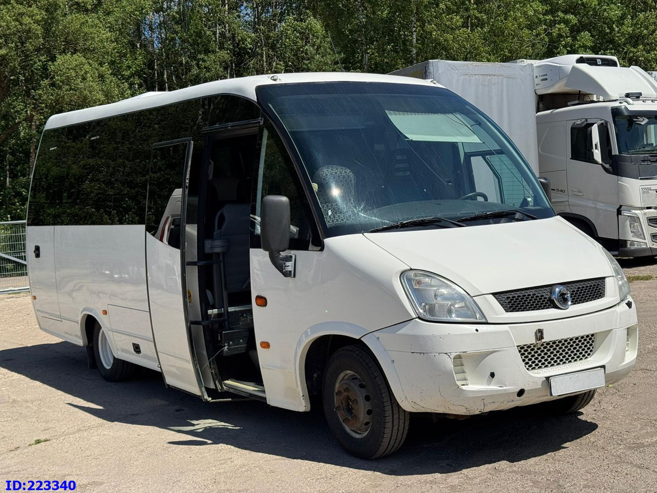 IVECO Wing Euro5 25 places - Πούλμαν: φωτογραφία 2 IVECO Wing Euro5 25 places - Πούλμαν: φωτογραφία 2