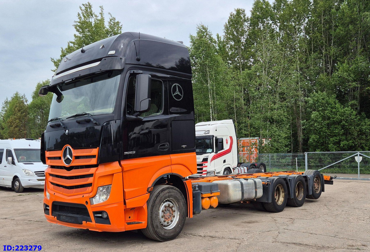 MERCEDES-BENZ Actros 3563 8×4 ( Steering axle) - Φορτηγό σασί: φωτογραφία 1 MERCEDES-BENZ Actros 3563 8×4 ( Steering axle) - Φορτηγό σασί: φωτογραφία 1