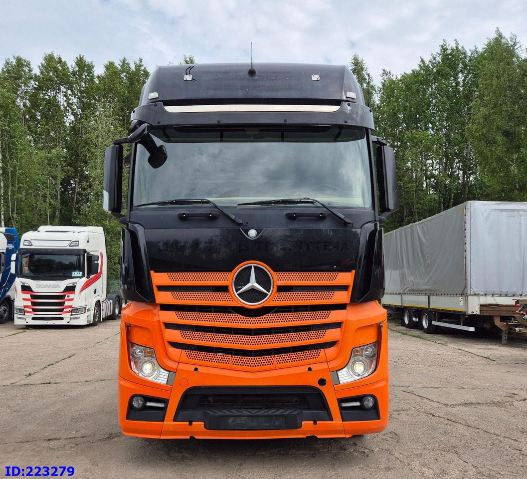 MERCEDES-BENZ Actros 3563 8×4 ( Steering axle) - Φορτηγό σασί: φωτογραφία 2 MERCEDES-BENZ Actros 3563 8×4 ( Steering axle) - Φορτηγό σασί: φωτογραφία 2