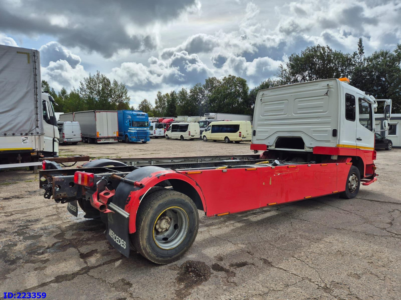 MERCEDES-BENZ Atego 1224 - Φορτηγό σασί: φωτογραφία 4 MERCEDES-BENZ Atego 1224 - Φορτηγό σασί: φωτογραφία 4