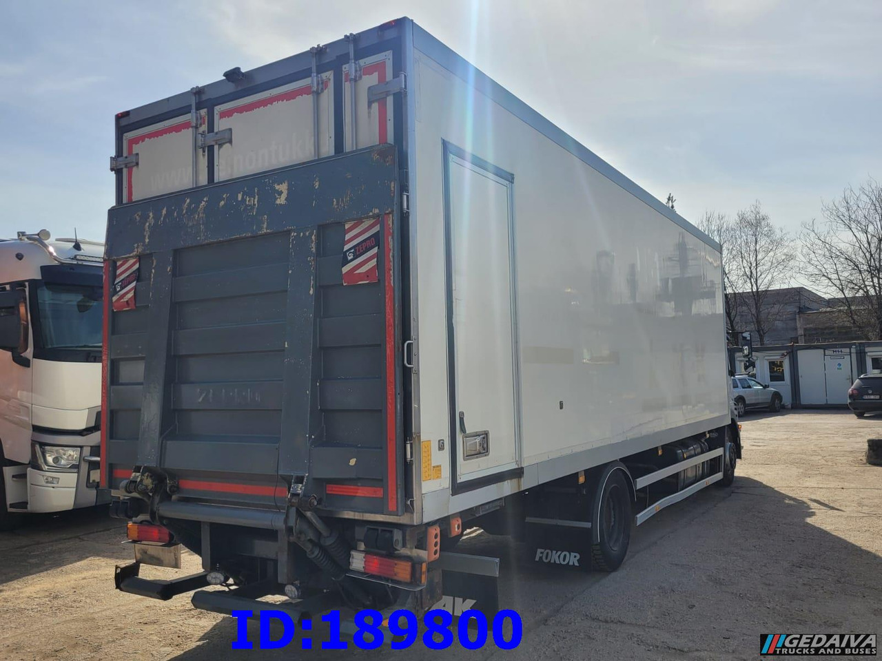MERCEDES-BENZ Axor 1829 Euro5 Manual + Tail lift - Φορτηγό ψυγείο: φωτογραφία 5 MERCEDES-BENZ Axor 1829 Euro5 Manual + Tail lift - Φορτηγό ψυγείο: φωτογραφία 5