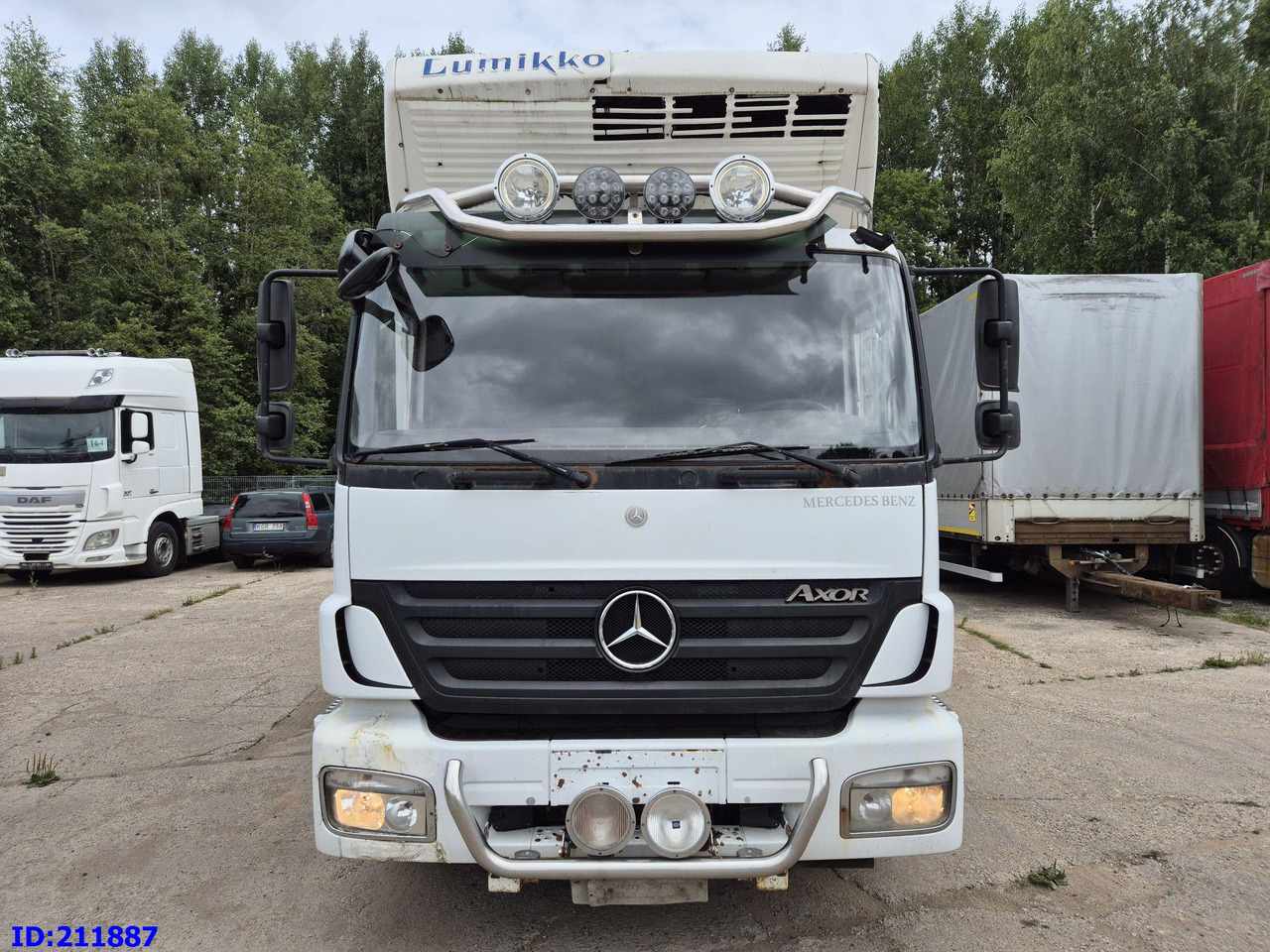 MERCEDES-BENZ Axor 1833 - Manual - Φορτηγό ψυγείο: φωτογραφία 2 MERCEDES-BENZ Axor 1833 - Manual - Φορτηγό ψυγείο: φωτογραφία 2
