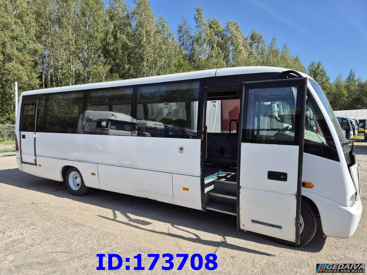 MERCEDES-BENZ Medio 30 Seat - Πούλμαν: φωτογραφία 5 MERCEDES-BENZ Medio 30 Seat - Πούλμαν: φωτογραφία 5