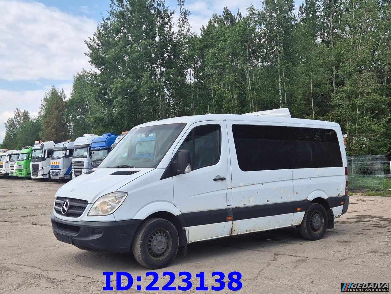 MERCEDES-BENZ Sprinter 213 - Euro5 - Πούλμαν: φωτογραφία 4 MERCEDES-BENZ Sprinter 213 - Euro5 - Πούλμαν: φωτογραφία 4