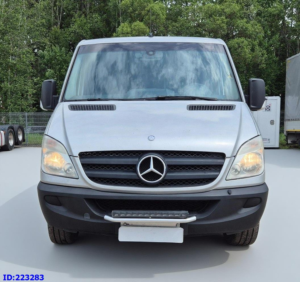 MERCEDES-BENZ Sprinter 313 - Kasten VIP -Euro5 - Μικρό λεωφορείο, Επιβατικό βαν: φωτογραφία 2 MERCEDES-BENZ Sprinter 313 - Kasten VIP -Euro5 - Μικρό λεωφορείο, Επιβατικό βαν: φωτογραφία 2