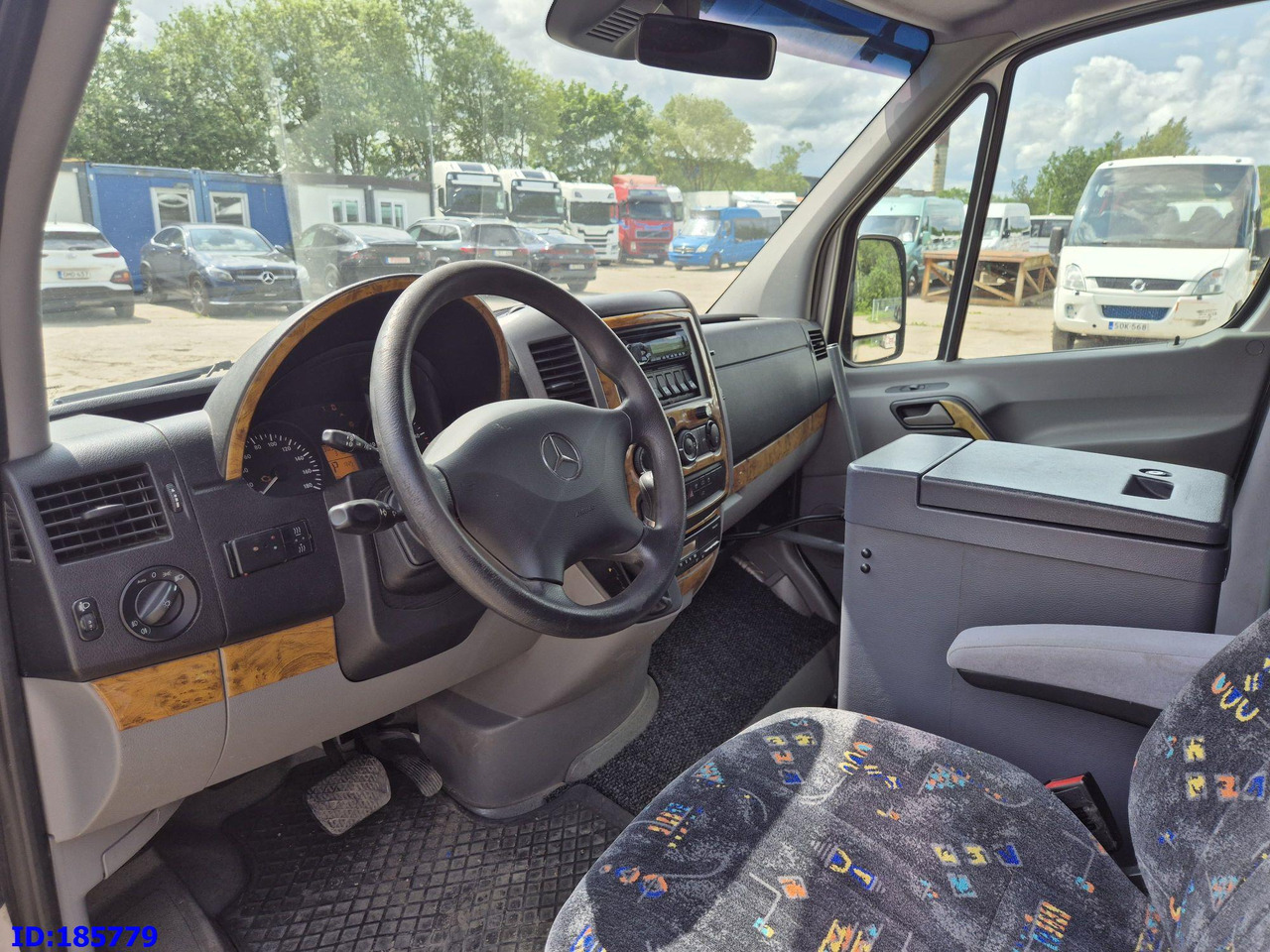 Μικρό λεωφορείο, Επιβατικό βαν MERCEDES-BENZ Sprinter 316 - VIP - Avestark: φωτογραφία 12 Μικρό λεωφορείο, Επιβατικό βαν MERCEDES-BENZ Sprinter 316 - VIP - Avestark: φωτογραφία 12