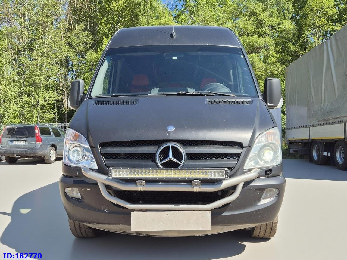 MERCEDES-BENZ Sprinter 319 VIP Euro5 - Μικρό λεωφορείο, Επιβατικό βαν: φωτογραφία 2 MERCEDES-BENZ Sprinter 319 VIP Euro5 - Μικρό λεωφορείο, Επιβατικό βαν: φωτογραφία 2