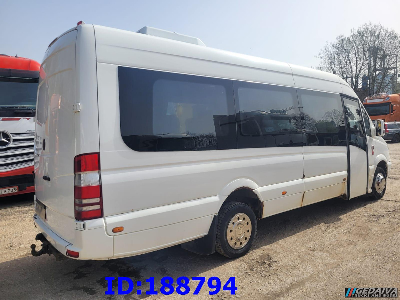 MERCEDES-BENZ Sprinter 518 - Kasten VIP - 20 Seater - Πούλμαν: φωτογραφία 5 MERCEDES-BENZ Sprinter 518 - Kasten VIP - 20 Seater - Πούλμαν: φωτογραφία 5