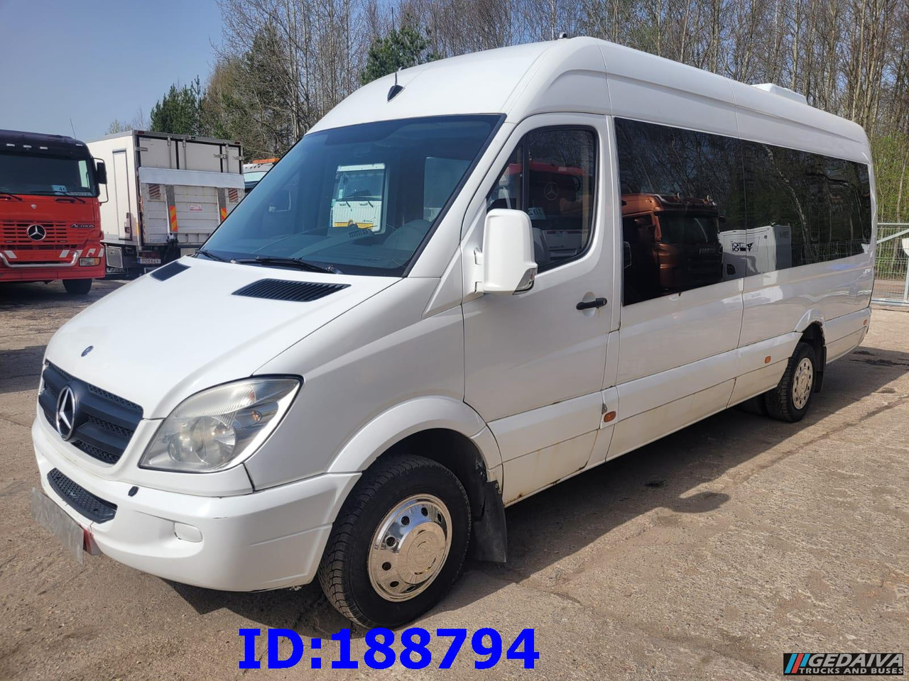 MERCEDES-BENZ Sprinter 518 - Kasten VIP - 20 Seater - Πούλμαν: φωτογραφία 1 MERCEDES-BENZ Sprinter 518 - Kasten VIP - 20 Seater - Πούλμαν: φωτογραφία 1