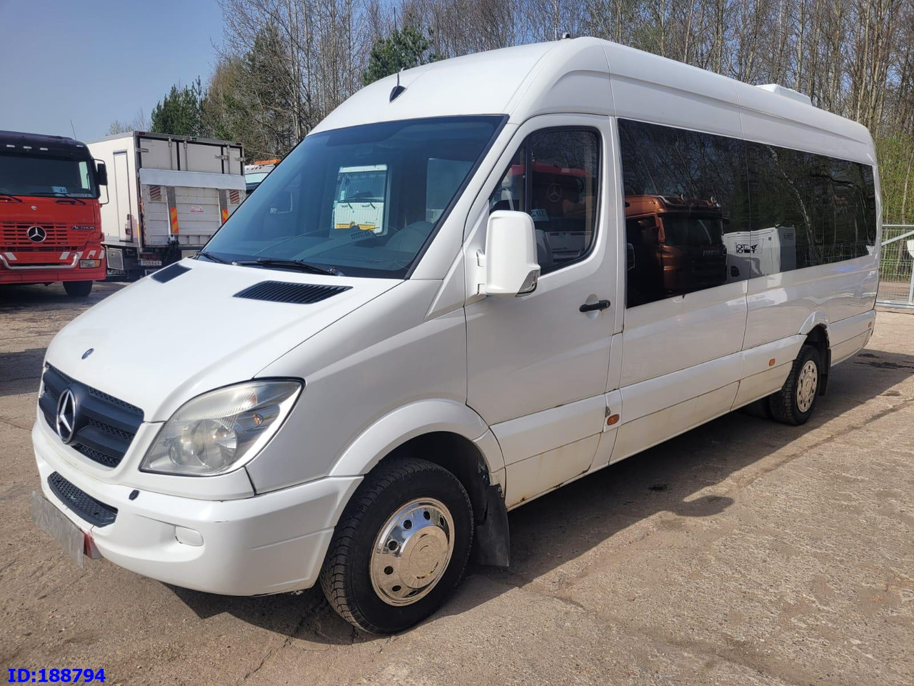 MERCEDES-BENZ Sprinter 518 -  Kasten VIP - 20 Seater - Πούλμαν: φωτογραφία 1 MERCEDES-BENZ Sprinter 518 -  Kasten VIP - 20 Seater - Πούλμαν: φωτογραφία 1