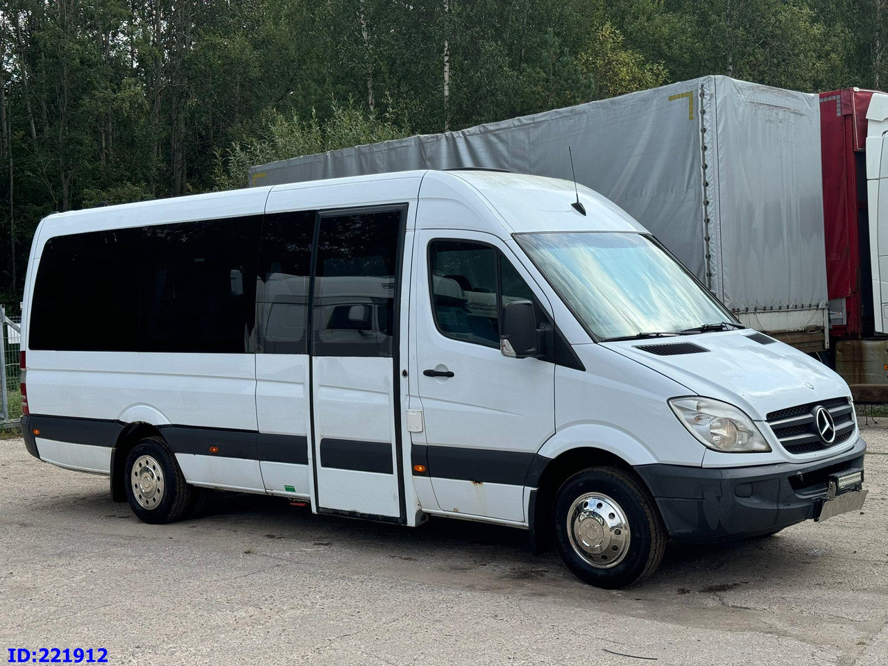 MERCEDES-BENZ Sprinter 518 VIP 17-Place - Μικρό λεωφορείο, Επιβατικό βαν: φωτογραφία 4 MERCEDES-BENZ Sprinter 518 VIP 17-Place - Μικρό λεωφορείο, Επιβατικό βαν: φωτογραφία 4
