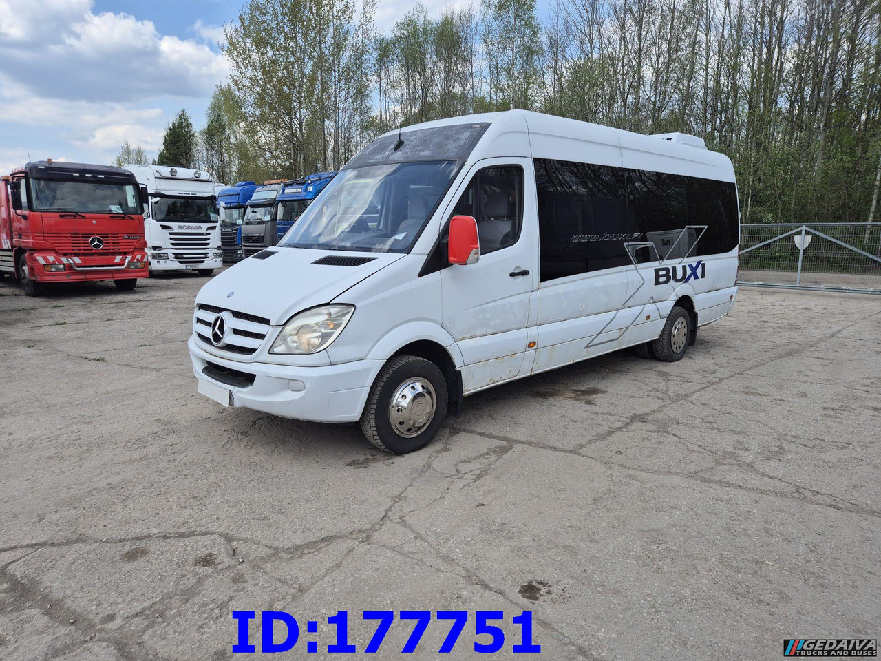 MERCEDES-BENZ Sprinter 518 - VIP - 17-seater - Πούλμαν: φωτογραφία 2 MERCEDES-BENZ Sprinter 518 - VIP - 17-seater - Πούλμαν: φωτογραφία 2
