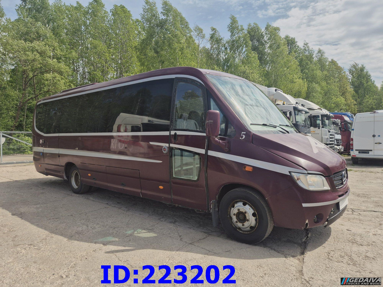 MERCEDES-BENZ Sunrider 818D Vario 33 - Seater - Πούλμαν: φωτογραφία 4 MERCEDES-BENZ Sunrider 818D Vario 33 - Seater - Πούλμαν: φωτογραφία 4