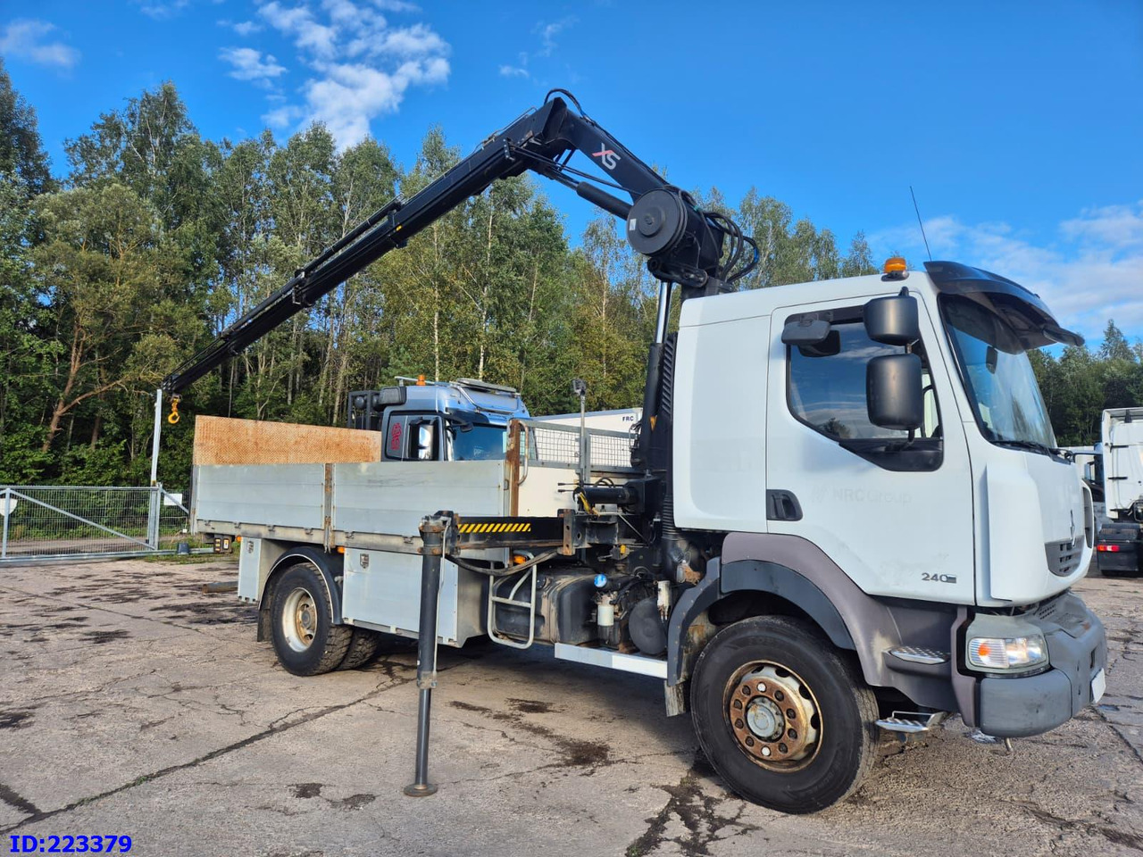 RENAULT Midlum 240.16 4x4 + HIAB 122 E-3 HIDUO - Φορτηγό με ανοιχτή καρότσα: φωτογραφία 4 RENAULT Midlum 240.16 4x4 + HIAB 122 E-3 HIDUO - Φορτηγό με ανοιχτή καρότσα: φωτογραφία 4