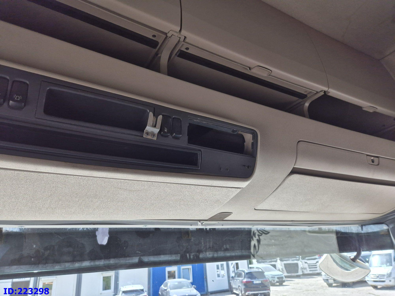 Τράκτορας SCANIA R560 V8 Retarder 6x2: φωτογραφία 12