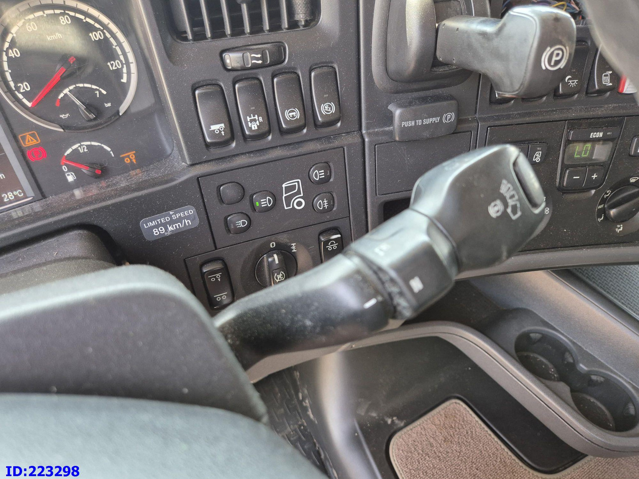 Τράκτορας SCANIA R560 V8 Retarder 6x2: φωτογραφία 18