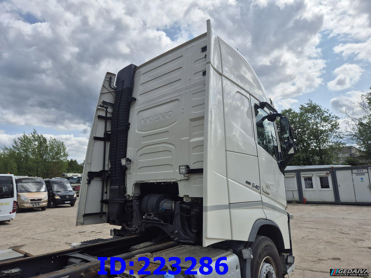 VOLVO FH13 540HP 6x2 (10 tyre) Euro6 - Φορτηγό σασί: φωτογραφία 5 VOLVO FH13 540HP 6x2 (10 tyre) Euro6 - Φορτηγό σασί: φωτογραφία 5