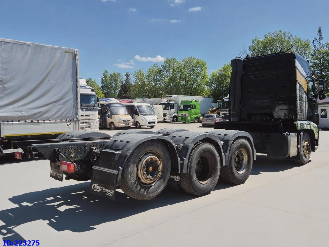 VOLVO FH13 540HP 8X4 (Steering axle) RETARDER - Φορτηγό σασί: φωτογραφία 5 VOLVO FH13 540HP 8X4 (Steering axle) RETARDER - Φορτηγό σασί: φωτογραφία 5