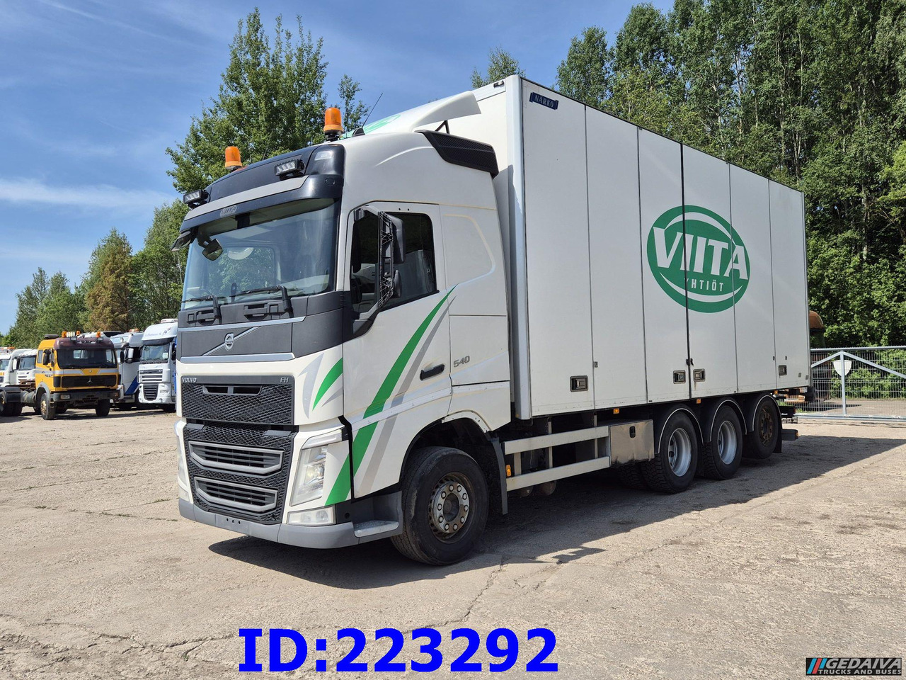 VOLVO FH13 540HP 8x4 Steering axle - Φορτηγό ισοθερμικό: φωτογραφία 1 VOLVO FH13 540HP 8x4 Steering axle - Φορτηγό ισοθερμικό: φωτογραφία 1