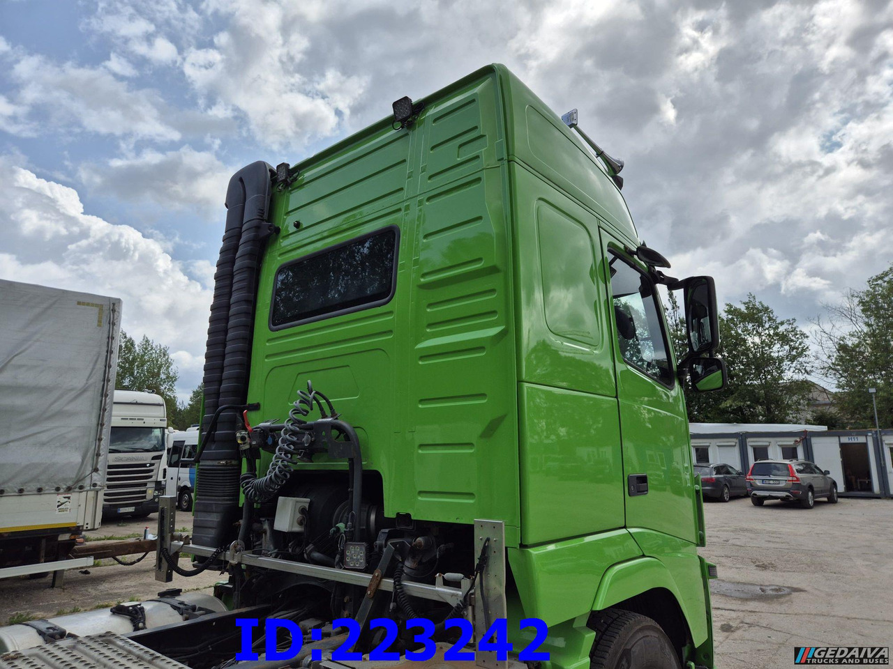 VOLVO FH13 6x2 - 538t km ONLY - Manual Hydraulics Euro5 - Τράκτορας: φωτογραφία 5 VOLVO FH13 6x2 - 538t km ONLY - Manual Hydraulics Euro5 - Τράκτορας: φωτογραφία 5