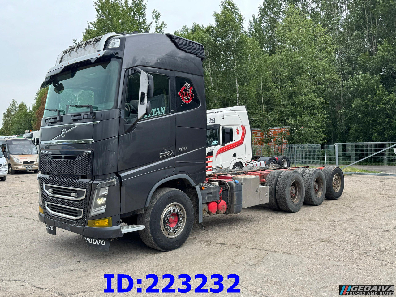VOLVO FH16 700HP 8X4 Big Axles - Φορτηγό ξυλείας: φωτογραφία 1 VOLVO FH16 700HP 8X4 Big Axles - Φορτηγό ξυλείας: φωτογραφία 1