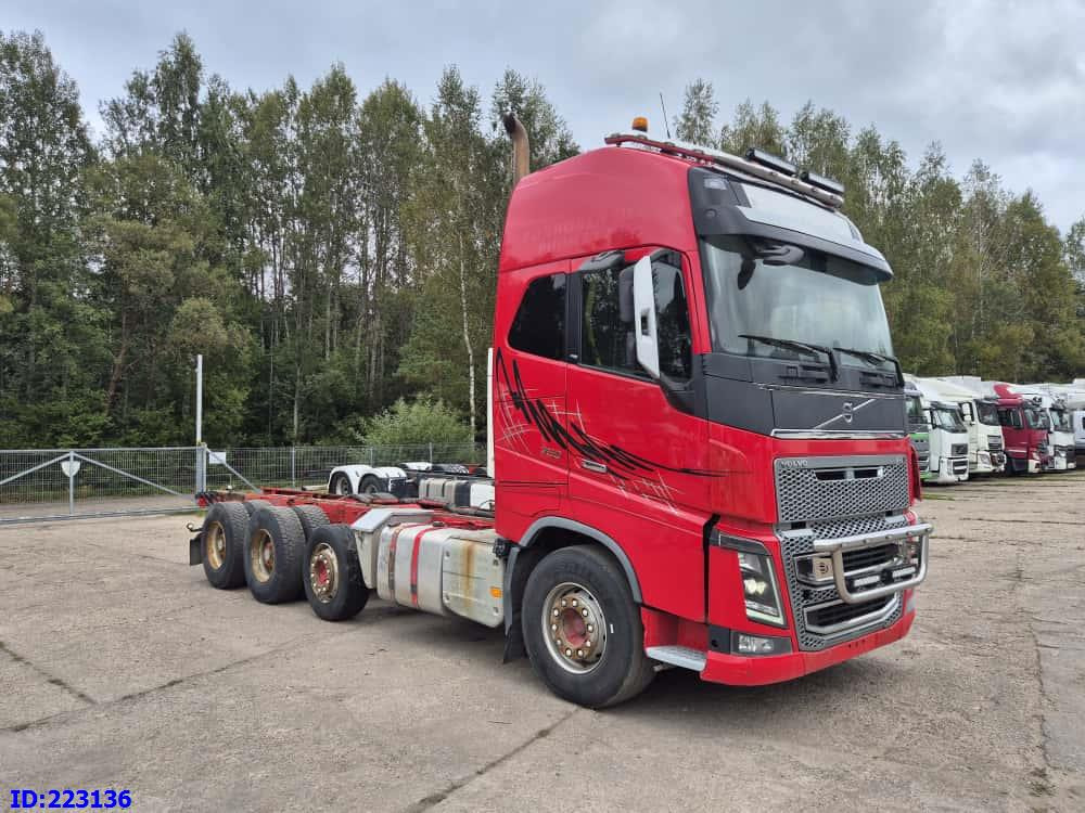 VOLVO FH16 750HP - 8x4 -Big Axles - Φορτηγό σασί: φωτογραφία 4 VOLVO FH16 750HP - 8x4 -Big Axles - Φορτηγό σασί: φωτογραφία 4