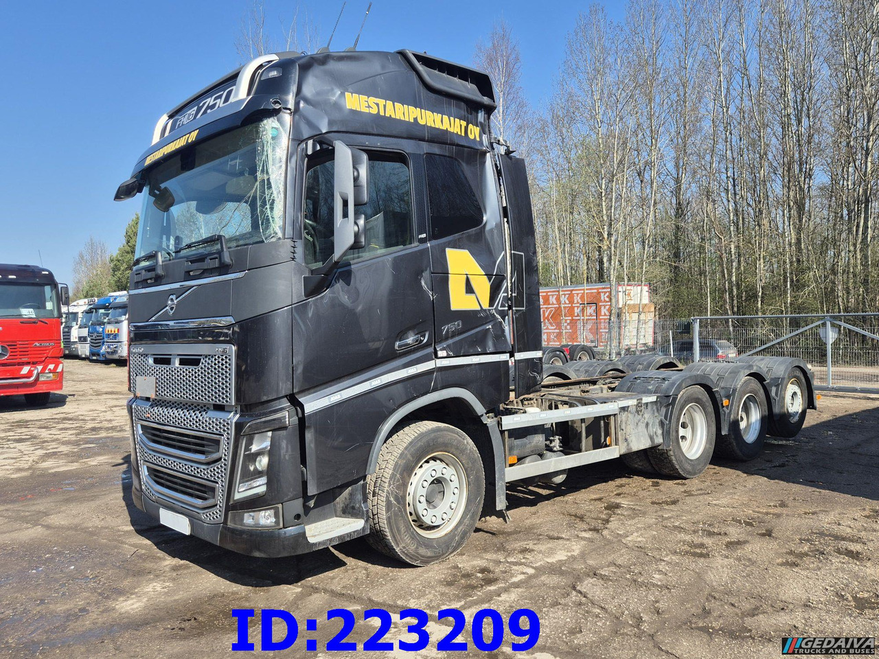 VOLVO FH16 750HP 8x4 Steering axle - Φορτηγό σασί: φωτογραφία 4 VOLVO FH16 750HP 8x4 Steering axle - Φορτηγό σασί: φωτογραφία 4