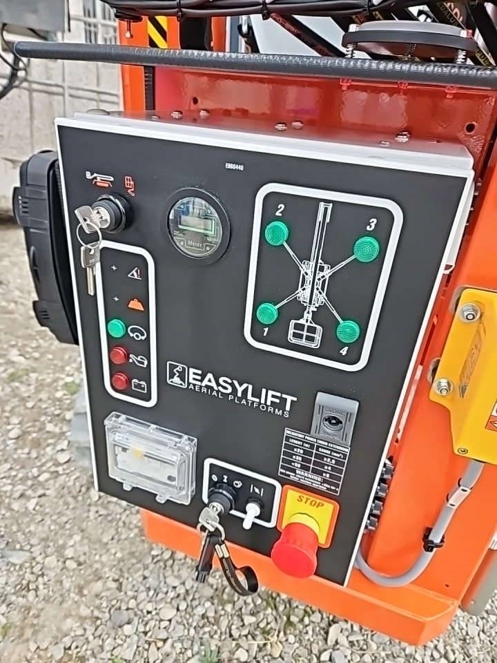 EasyLift R180 - Καλαθοφόρο ανυψωτικό: φωτογραφία 4 EasyLift R180 - Καλαθοφόρο ανυψωτικό: φωτογραφία 4