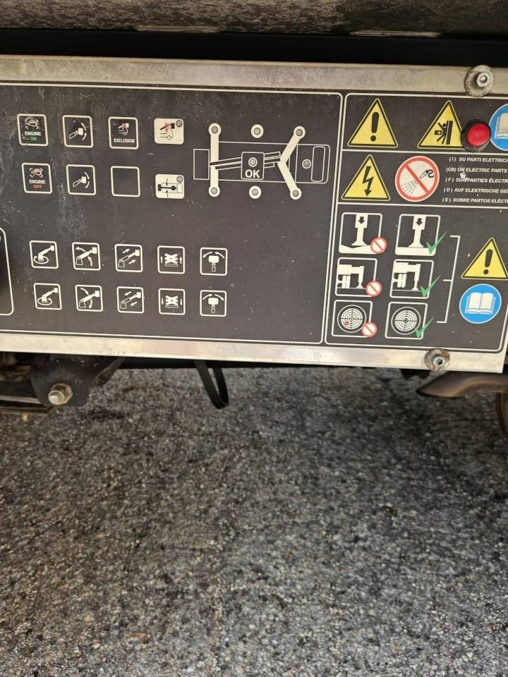 Φορτηγό με εναέρια πλατφόρμα Isoli PNT 205 NH: φωτογραφία 15 Φορτηγό με εναέρια πλατφόρμα Isoli PNT 205 NH: φωτογραφία 15