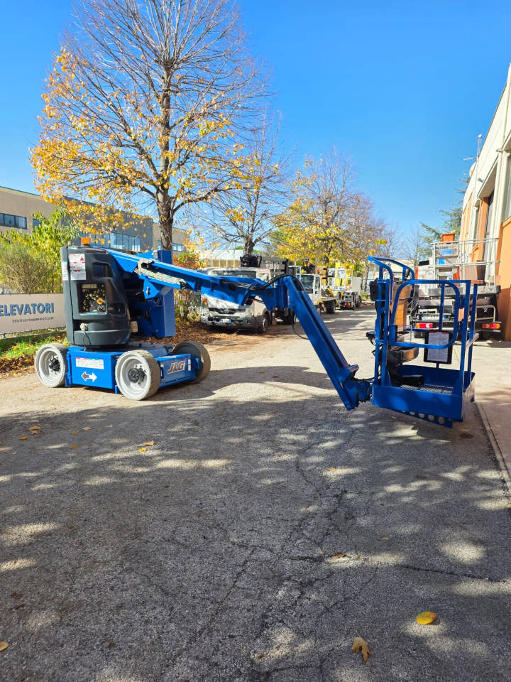 JLG E 300 AJP - Καλαθοφόρο ανυψωτικό: φωτογραφία 1 JLG E 300 AJP - Καλαθοφόρο ανυψωτικό: φωτογραφία 1