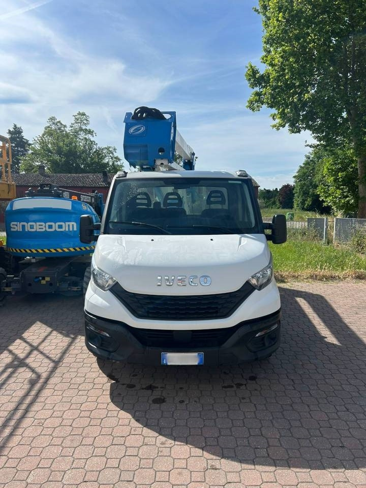 Socage 20D - Φορτηγό με εναέρια πλατφόρμα: φωτογραφία 2 Socage 20D - Φορτηγό με εναέρια πλατφόρμα: φωτογραφία 2