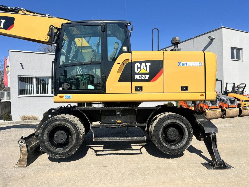 Caterpillar M 320 F (111527) - Τροχοφόρος εκσκαφέας: φωτογραφία 2 Caterpillar M 320 F (111527) - Τροχοφόρος εκσκαφέας: φωτογραφία 2