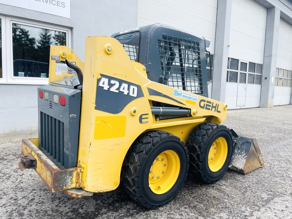 Φορτωτής πλάγιας ολίσθησης Gehl SL4240 (4035): φωτογραφία 7