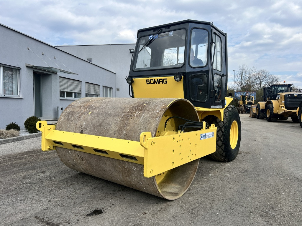 JCB Vibromax W 1402 D (111489) - Οδοστρωτήρες: φωτογραφία 3 JCB Vibromax W 1402 D (111489) - Οδοστρωτήρες: φωτογραφία 3