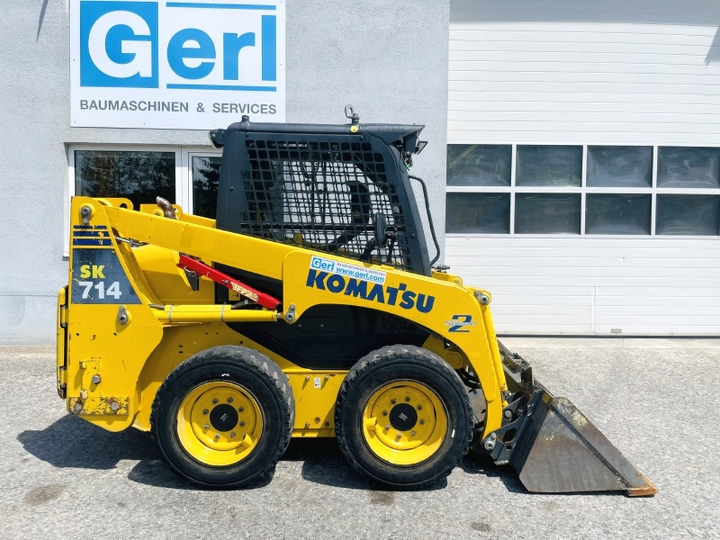 Komatsu SK714 (4012) - Φορτωτής πλάγιας ολίσθησης: φωτογραφία 2 Komatsu SK714 (4012) - Φορτωτής πλάγιας ολίσθησης: φωτογραφία 2