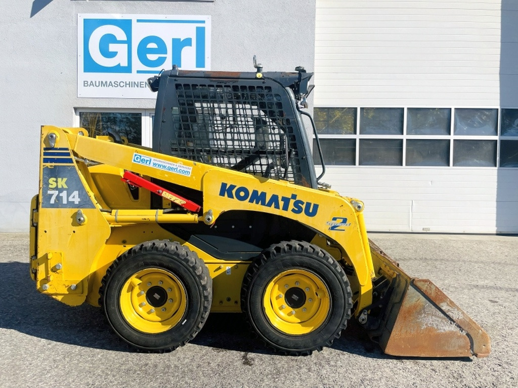 Komatsu SK714 (4077) - Φορτωτής πλάγιας ολίσθησης: φωτογραφία 2 Komatsu SK714 (4077) - Φορτωτής πλάγιας ολίσθησης: φωτογραφία 2