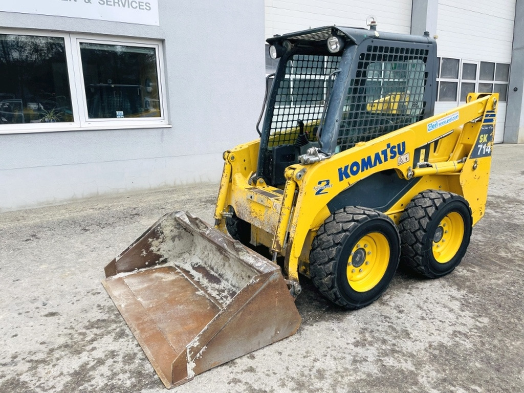 Komatsu SK714-5 (3948) - Φορτωτής πλάγιας ολίσθησης: φωτογραφία 4 Komatsu SK714-5 (3948) - Φορτωτής πλάγιας ολίσθησης: φωτογραφία 4