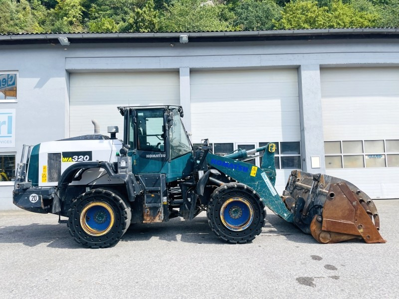 Komatsu WA320-8 (3661) - Ελαστιχοφόρος φορτωτής: φωτογραφία 2 Komatsu WA320-8 (3661) - Ελαστιχοφόρος φορτωτής: φωτογραφία 2