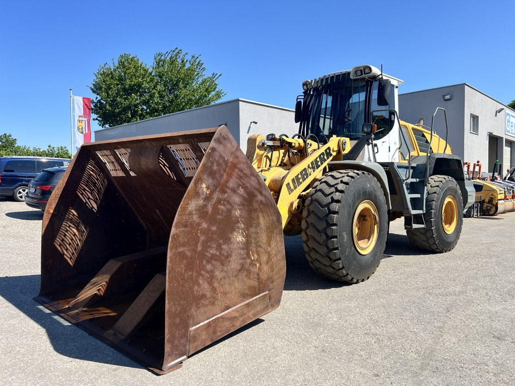 Liebherr L 556 (111583) - Ελαστιχοφόρος φορτωτής: φωτογραφία 3 Liebherr L 556 (111583) - Ελαστιχοφόρος φορτωτής: φωτογραφία 3