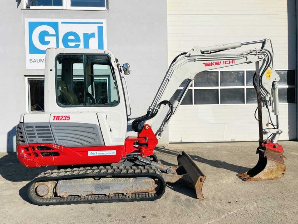 Takeuchi TB235 (3969) - Μίνι εκσκαφέας: φωτογραφία 2 Takeuchi TB235 (3969) - Μίνι εκσκαφέας: φωτογραφία 2